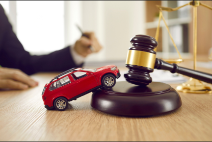 Understanding Distracted Driving Charges and How to Fight Them with Help from Traffic Paralegal Services