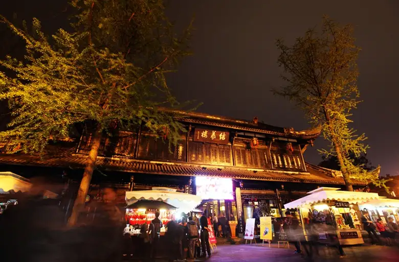Exploring Chengdu: A Complete Guide to Food and Travel
